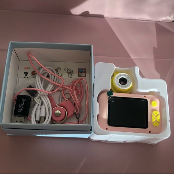 SALE ❗️3.5 inch Digital Camera for Kids Toy Gift 12MP 1080P Video Camera - Picture 8 of 10